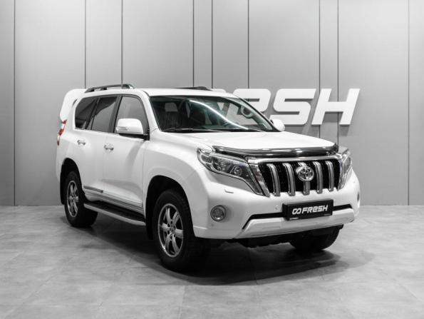 Toyota Land Cruiser Prado 150 Series Рестайлинг 1 с пробегом 2014 года, цена 3 219 000 рублей, 227053 км, внедорожник, Автокод Объявления