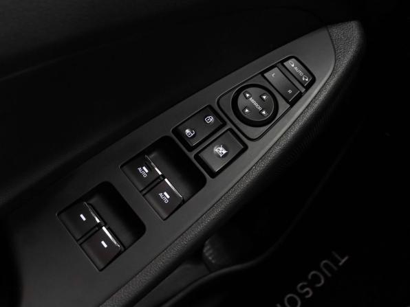 Hyundai Tucson III Рестайлинг с пробегом 2019 года, цена 2 496 000 рублей, 86194 км, внедорожник, Автокод Объявления