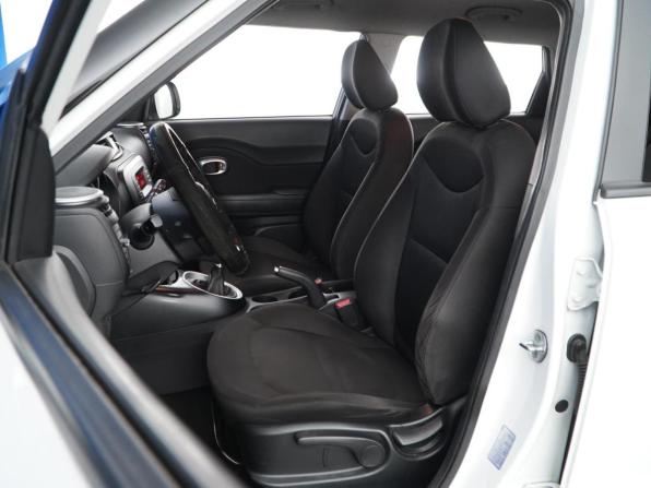 Kia Soul II с пробегом 2015 года, цена 1 299 046 рублей, 124141 км, хэтчбек, Автокод Объявления