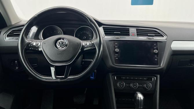 Volkswagen Tiguan II с пробегом 2018 года, цена 2 220 000 рублей, 147000 км, внедорожник, Автокод Объявления