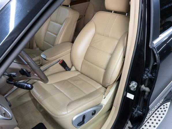 Mercedes-Benz M-Класс II (W164) Рестайлинг с пробегом 2010 года, цена 1 369 000 рублей, 240842 км, внедорожник, Автокод Объявления