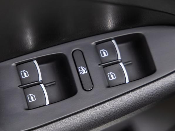 Volkswagen Jetta VI Рестайлинг с пробегом 2014 года, цена 1 488 000 рублей, 145490 км, седан, Автокод Объявления