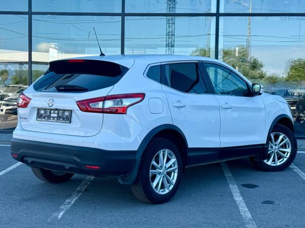 Nissan Qashqai II с пробегом 2016 года, цена 1 487 000 рублей, 160436 км, внедорожник, Автокод Объявления