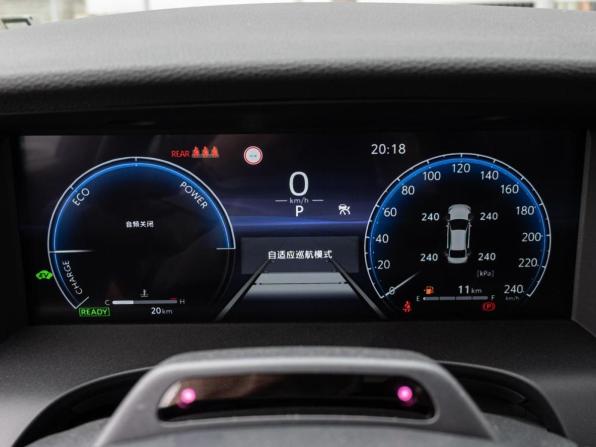 Toyota Camry IX (XV80) China Market с пробегом 2026 года, цена 4 240 000 рублей, 20 км, седан, Автокод Объявления