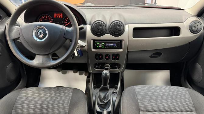 Renault Logan I Рестайлинг с пробегом 2011 года, цена 405 000 рублей, 123487 км, седан, Автокод Объявления