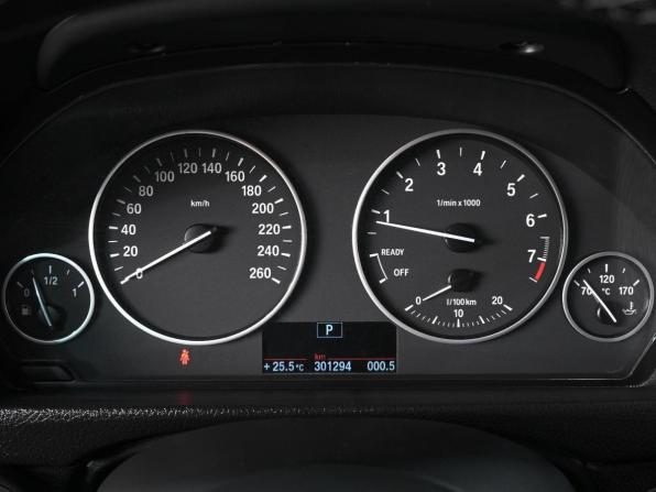 BMW 3 серии VI (F3x) с пробегом 2012 года, цена 1 354 000 рублей, 301294 км, седан, Автокод Объявления