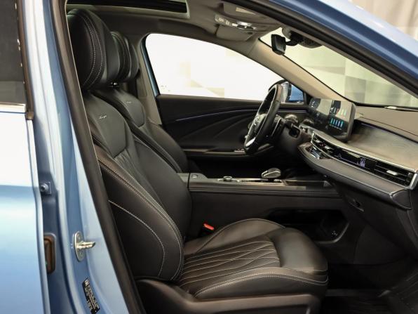 Chery Arrizo 8 с пробегом 2023 года, цена 2 200 000 рублей, 45556 км, седан, Автокод Объявления
