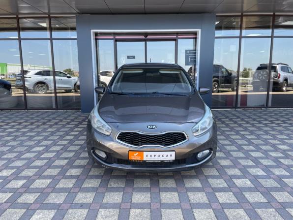 Kia Ceed II с пробегом 2015 года, цена 799 000 рублей, 188308 км, хэтчбек, Автокод Объявления