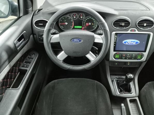 Ford Focus II Рестайлинг с пробегом 2007 года, цена 395 760 рублей, 232668 км, хэтчбек, Автокод Объявления
