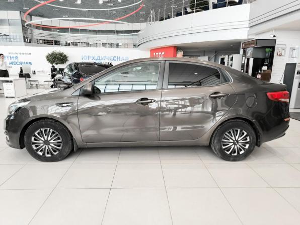 Kia Rio III Рестайлинг с пробегом 2017 года, цена 1 070 000 рублей, 184000 км, седан, Автокод Объявления