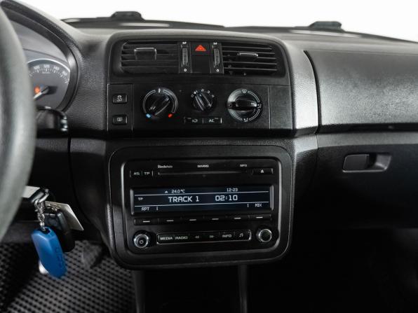 Skoda Roomster I Рестайлинг с пробегом 2011 года, цена 578 000 рублей, 211109 км, компактвэн, Автокод Объявления