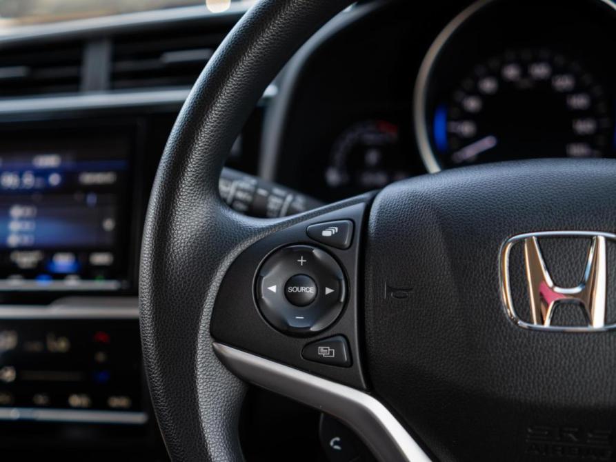 Honda Fit III Рестайлинг Сочи  - изображение 16