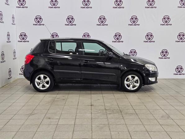 Skoda Fabia II Рестайлинг с пробегом 2010 года, цена 597 000 рублей, 181246 км, хэтчбек, Автокод Объявления
