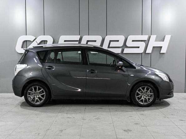 Toyota Verso I с пробегом 2011 года, цена 1 129 000 рублей, 189940 км, компактвэн, Автокод Объявления