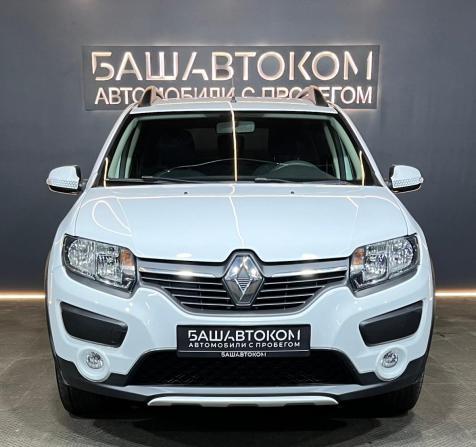 Renault Sandero II с пробегом 2017 года, цена 1 100 000 рублей, 92166 км, хэтчбек, Автокод Объявления