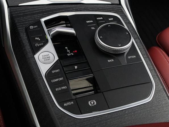 BMW 3 серии VII (G2x) Рестайлинг 2 с пробегом 2025 года, цена 5 600 000 рублей, 7000 км, седан, Автокод Объявления
