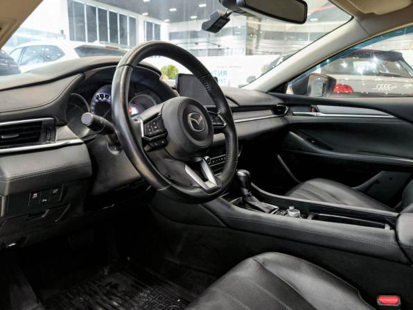 Mazda 6 III (GJ) Рестайлинг 2 с пробегом 2021 года, цена 2 620 000 рублей, 99268 км, седан, Автокод Объявления