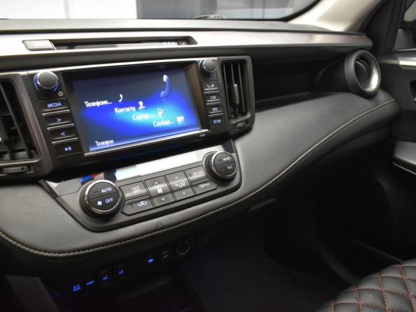 Toyota RAV4 IV (XA40) Рестайлинг с пробегом 2016 года, цена 2 150 000 рублей, 205127 км, внедорожник, Автокод Объявления