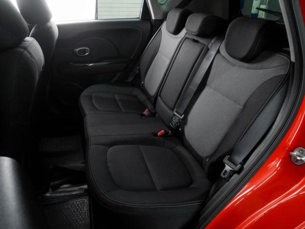 Kia Soul II Рестайлинг с пробегом 2019 года, цена 1 799 000 рублей, 97973 км, хэтчбек, Автокод Объявления