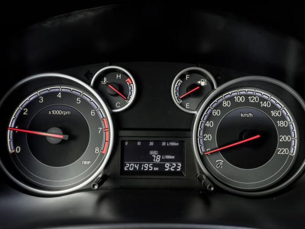 Suzuki SX4 I (Classic) Рестайлинг с пробегом 2012 года, цена 800 000 рублей, 204195 км, хэтчбек, Автокод Объявления