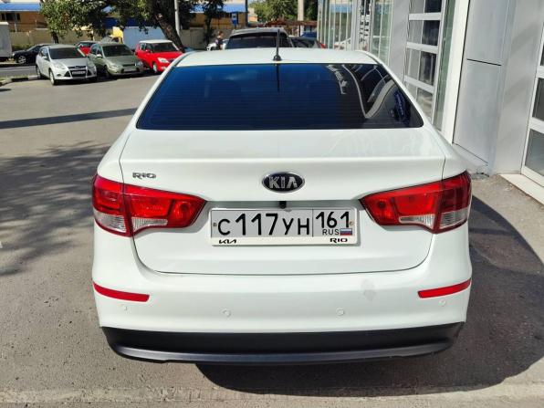 Kia Rio III с пробегом 2015 года, цена 930 000 рублей, 167624 км, седан, Автокод Объявления