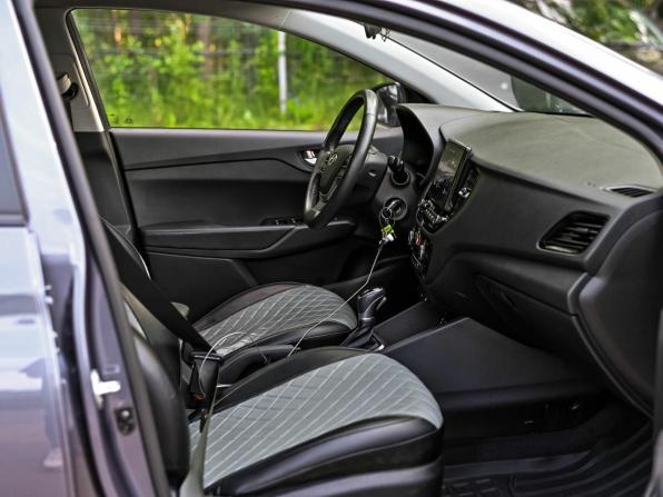 Hyundai Solaris II Рестайлинг с пробегом 2021 года, цена 1 500 000 рублей, 104570 км, седан, Автокод Объявления