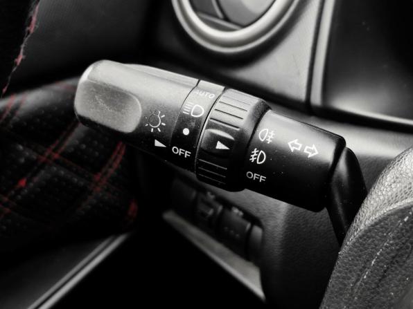 Mazda 3 I (BK) с пробегом 2006 года, цена 379 000 рублей, 234377 км, хэтчбек, Автокод Объявления