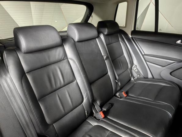 Volkswagen Tiguan I Рестайлинг с пробегом 2011 года, цена 1 293 000 рублей, 146834 км, внедорожник, Автокод Объявления