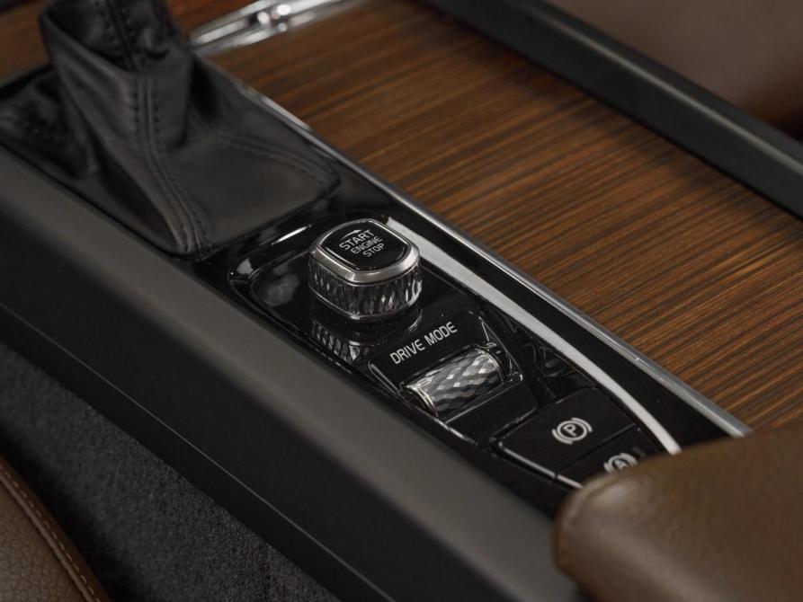 Volvo V60 II Москва  - изображение 16