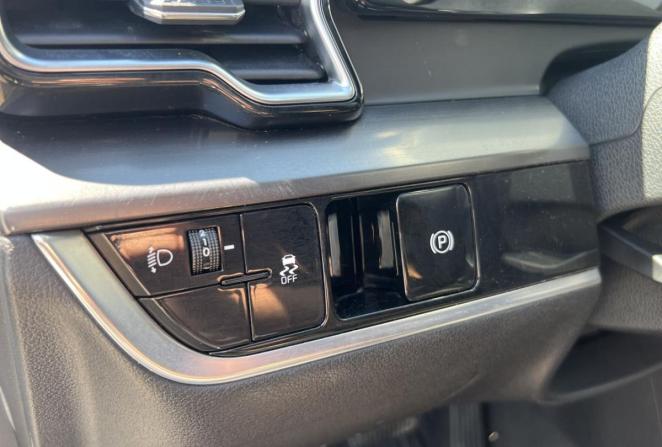 Kia Sportage V с пробегом 2022 года, цена 3 275 000 рублей, 75397 км, внедорожник, Автокод Объявления