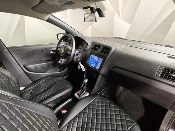 Volkswagen Polo V с пробегом 2012 года, цена 543 000 рублей, 244712 км, седан, Автокод Объявления
