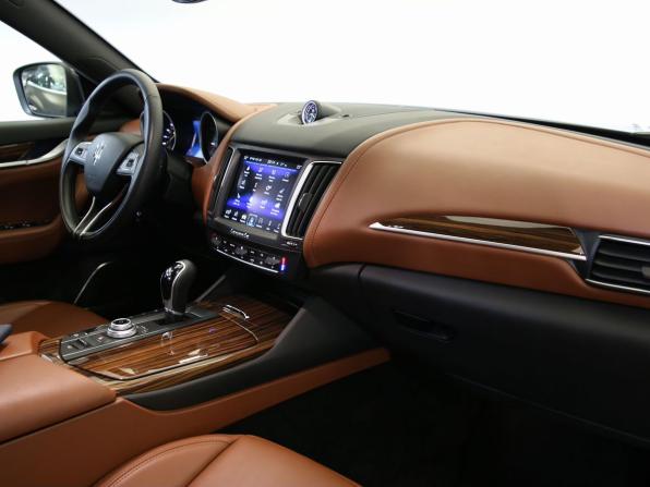 Maserati Levante I с пробегом 2018 года, цена 5 650 000 рублей, 46354 км, внедорожник, Автокод Объявления