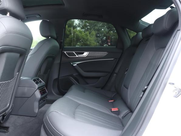 Audi A6 V (C8) с пробегом 2022 года, цена 4 940 000 рублей, 69541 км, седан, Автокод Объявления