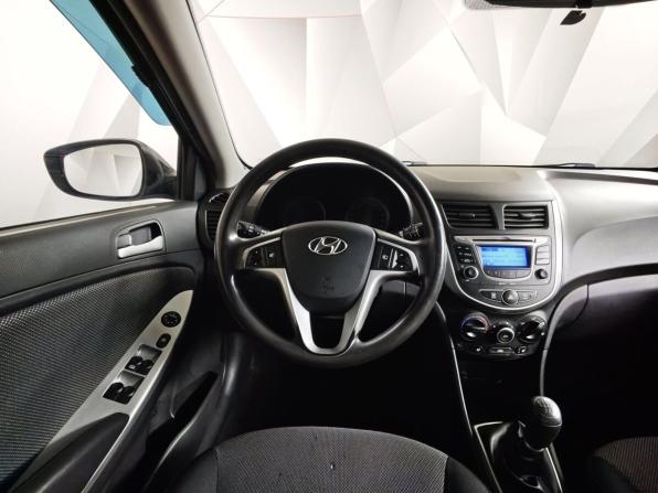 Hyundai Solaris I с пробегом 2013 года, цена 649 000 рублей, 129742 км, седан, Автокод Объявления