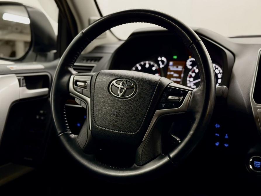 Toyota Land Cruiser Prado 150 Series Рестайлинг 2 Вологда  - изображение 19