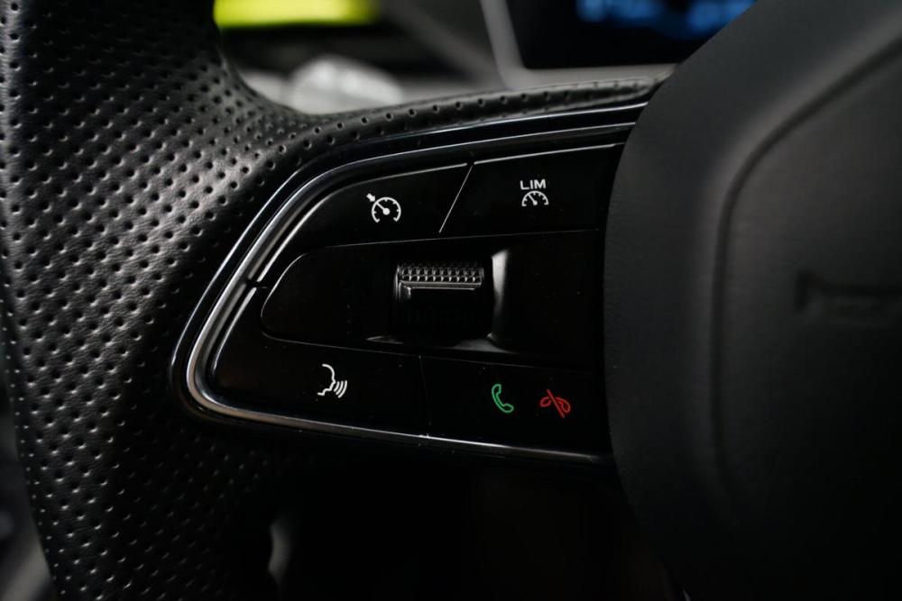 Geely Coolray I Рестайлинг Крым  - изображение 16