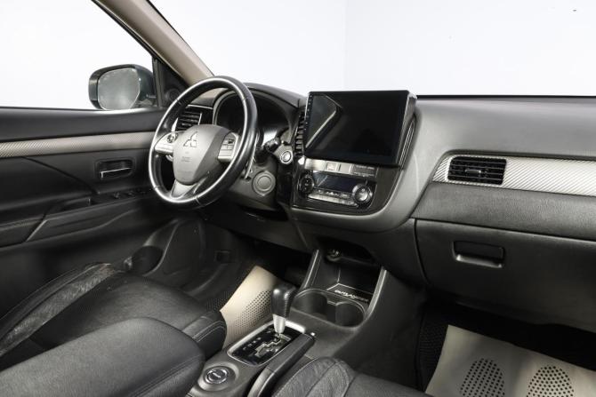 Mitsubishi Outlander II Рестайлинг с пробегом 2014 года, цена 1 899 000 рублей, 200003 км, внедорожник, Автокод Объявления