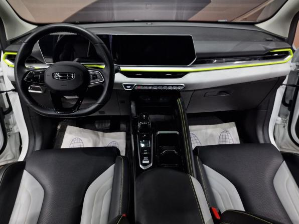 Geely Coolray I Рестайлинг с пробегом 2023 года, цена 1 960 000 рублей, 18500 км, внедорожник, Автокод Объявления