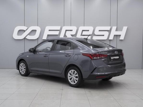 Hyundai Solaris II Рестайлинг с пробегом 2021 года, цена 1 799 000 рублей, 20178 км, седан, Автокод Объявления
