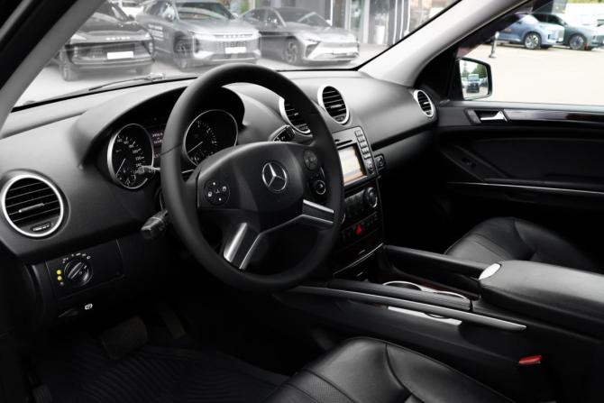Mercedes-Benz M-Класс II (W164) Рестайлинг с пробегом 2009 года, цена 1 640 000 рублей, 161400 км, внедорожник, Автокод Объявления