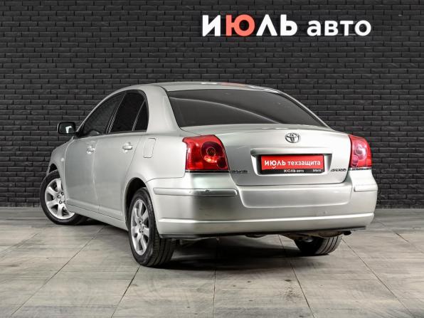 Toyota Avensis II с пробегом 2005 года, цена 550 000 рублей, 306579 км, седан, Автокод Объявления