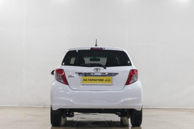 Toyota Vitz III (XP130) с пробегом 2013 года, цена 739 000 рублей, 156000 км, хэтчбек, Автокод Объявления
