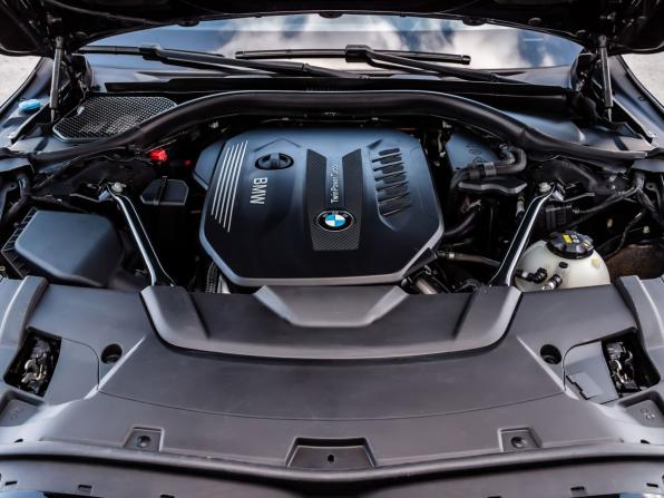 BMW 7 серии VI (G11/G12) Рестайлинг с пробегом 2021 года, цена 6 700 000 рублей, 126091 км, седан, Автокод Объявления