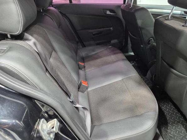 Opel Astra H Рестайлинг с пробегом 2013 года, цена 584 000 рублей, 239260 км, хэтчбек, Автокод Объявления