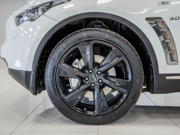 Infiniti QX70 с пробегом 2014 года, цена 2 352 000 рублей, 125354 км, внедорожник, Автокод Объявления