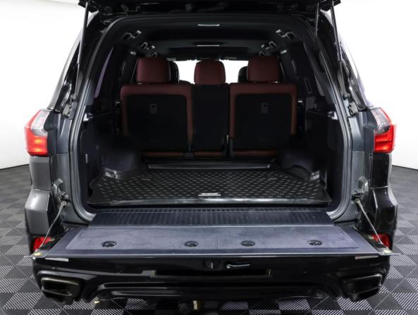 Lexus LX III Рестайлинг 2 с пробегом 2016 года, цена 6 700 000 рублей, 166175 км, внедорожник, Автокод Объявления