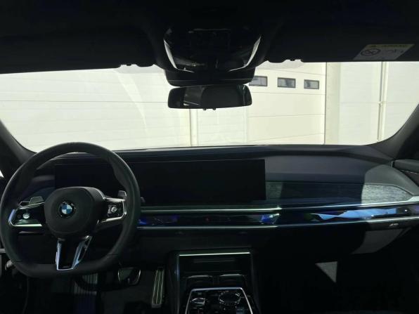 BMW 7 серии VII (G70) с пробегом 2025 года, цена 14 150 000 рублей, 10950 км, седан, Автокод Объявления