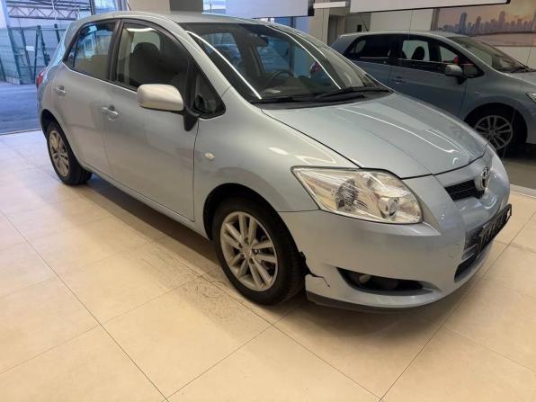 Toyota Auris I с пробегом 2009 года, цена 675 000 рублей, 201000 км, хэтчбек, Автокод Объявления