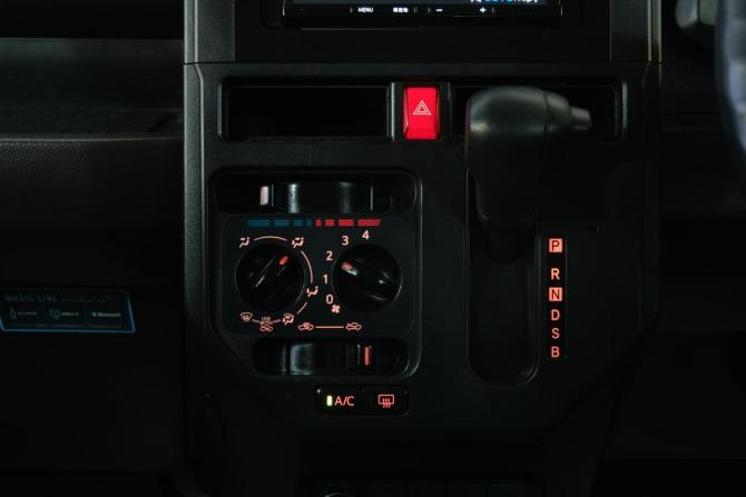 Toyota Roomy I Рестайлинг с пробегом 2021 года, цена 1 299 000 рублей, 96000 км, микровэн, Автокод Объявления