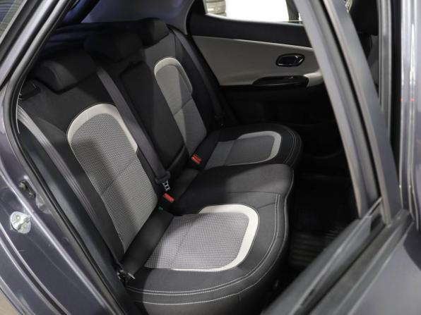 Kia Ceed II с пробегом 2015 года, цена 1 319 500 рублей, 136010 км, хэтчбек, Автокод Объявления